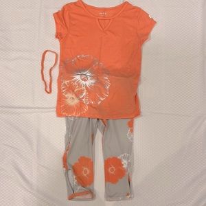 Marina set small 7/8, NEW without tags, shirt, cropped leggings and headband